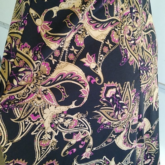 LulaRoe dress, XXS, can fit a small, black multi Colorful - Picture 4 of 4